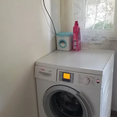 アパート Huge Evleri 3 *