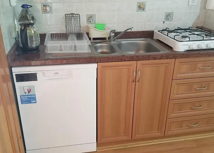 Huge Evleri 3 Apartman Marmaris